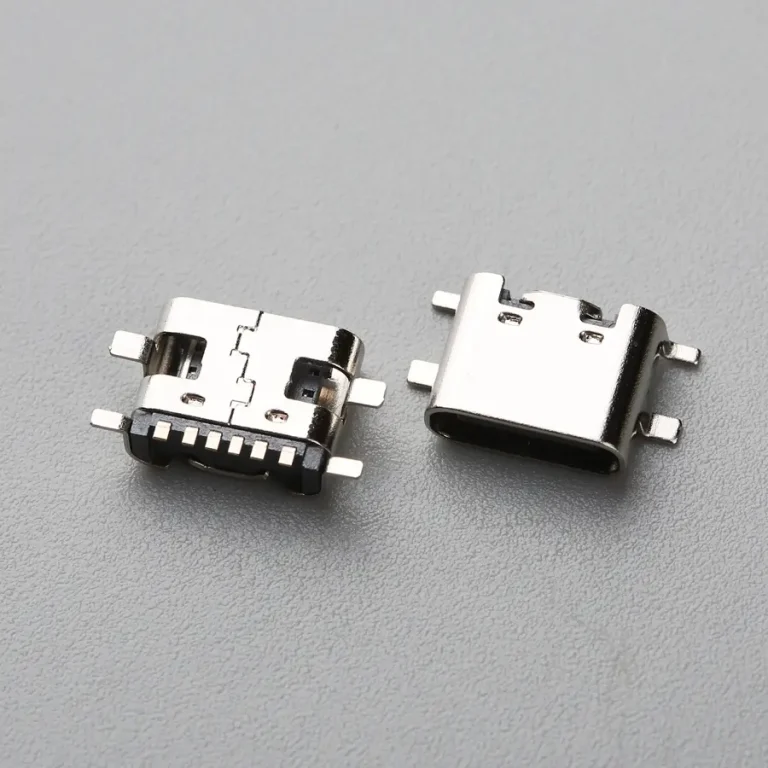 2.BUSF062B3N11404SR USB TYPE C 6P 母座 SMT 四脚贴