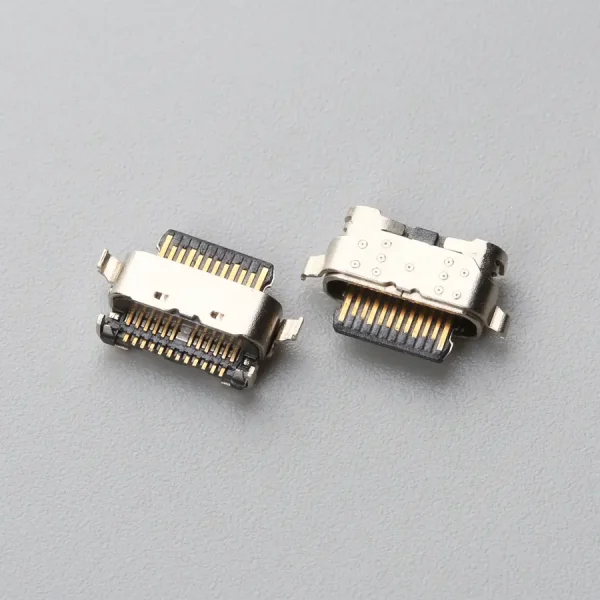 19.BUSF242B3N11406SR USB TYPE C 24P 母座 平口沉板式 双MT H=1.60 舌片外露2.40MM