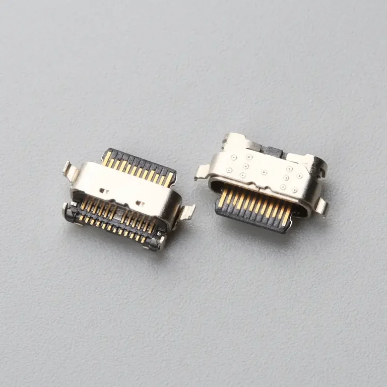 19.BUSF242B3N11406SR USB TYPE C 24P 母座 平口沉板式 双MT H=1.60 舌片外露2.40MM