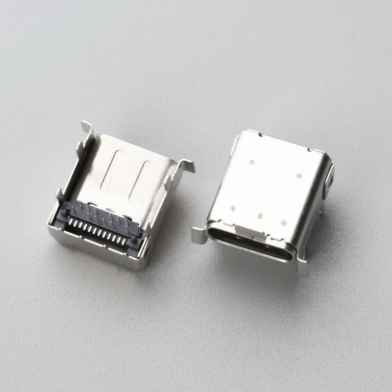 27.BUSF242B3N33396SR USB TYPE C 24P 母座 板上加高型前插后贴 CH=3.40mm 带卷边