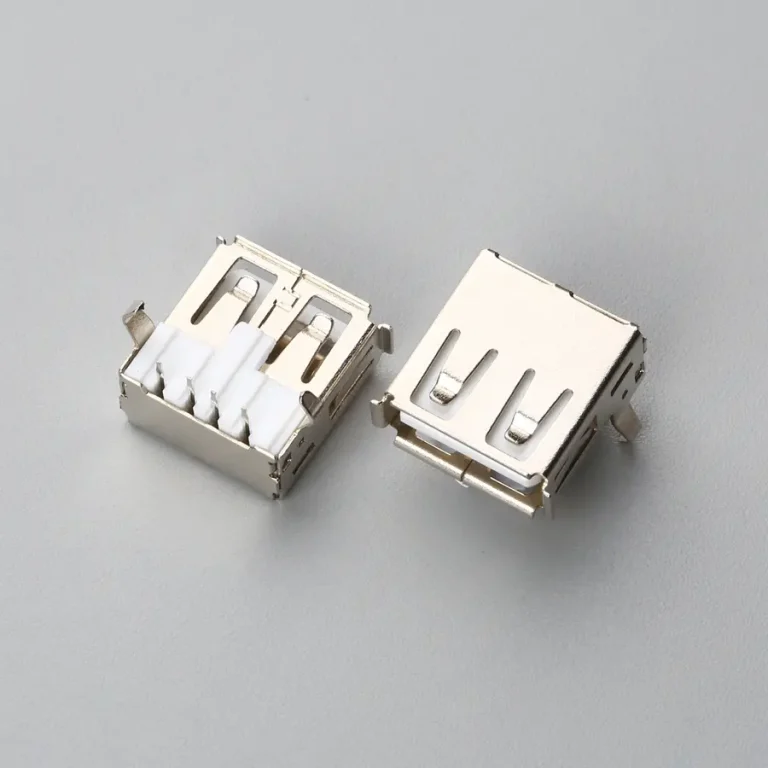 3.BUSF04B2N1273 USB2.0 AF 板上型DIP 带卷边弯脚 普通款