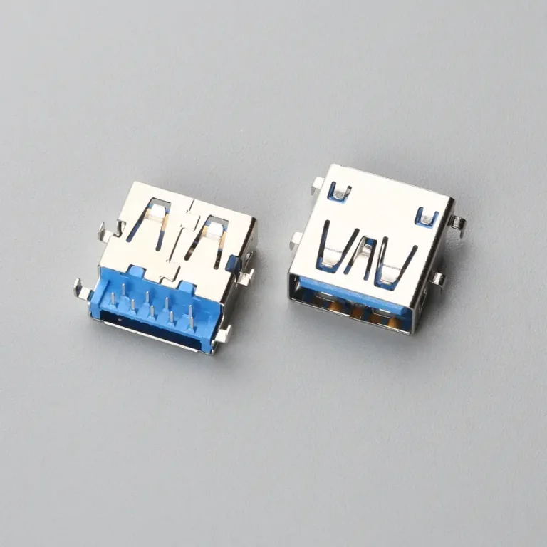 6.BUSF09L1N12164 USB3.0 AF 沉板式DIP H=3.30mm 无卷边