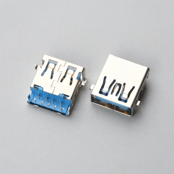 8.BUSF09L3N11214 USB 3.0 AF 沉板式DIP H=2.11mm 无卷边