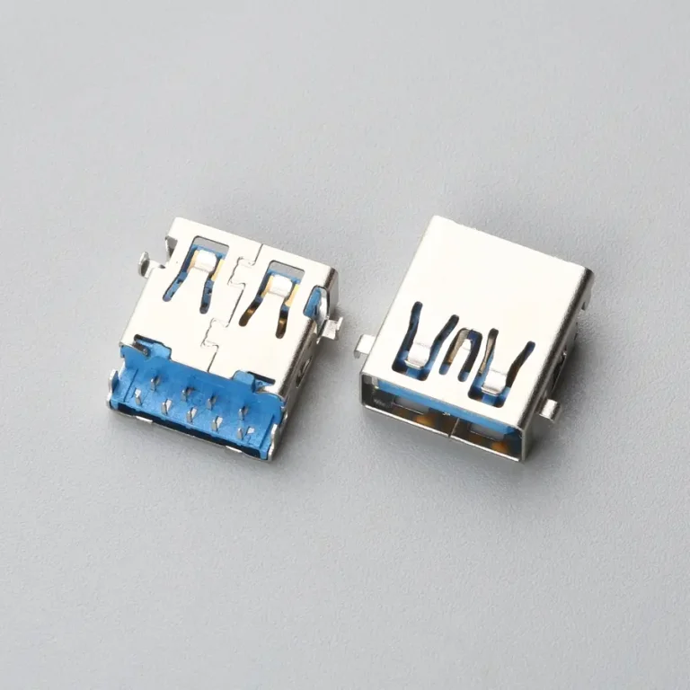 8.BUSF09L3N11214 USB 3.0 AF 沉板式DIP H=2.11mm 无卷边
