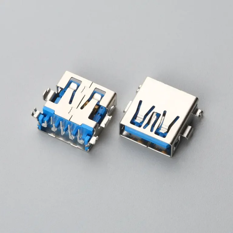 10.BUSF09L3N12247 USB3.0 AF 沉板式DIP H=4.46mm 外壳鱼叉脚 带卷边