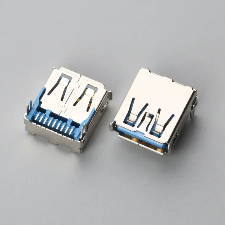 14.BUSF09L1N11112 USB3.0 AF 板上型SMT 带卷边带鱼叉脚