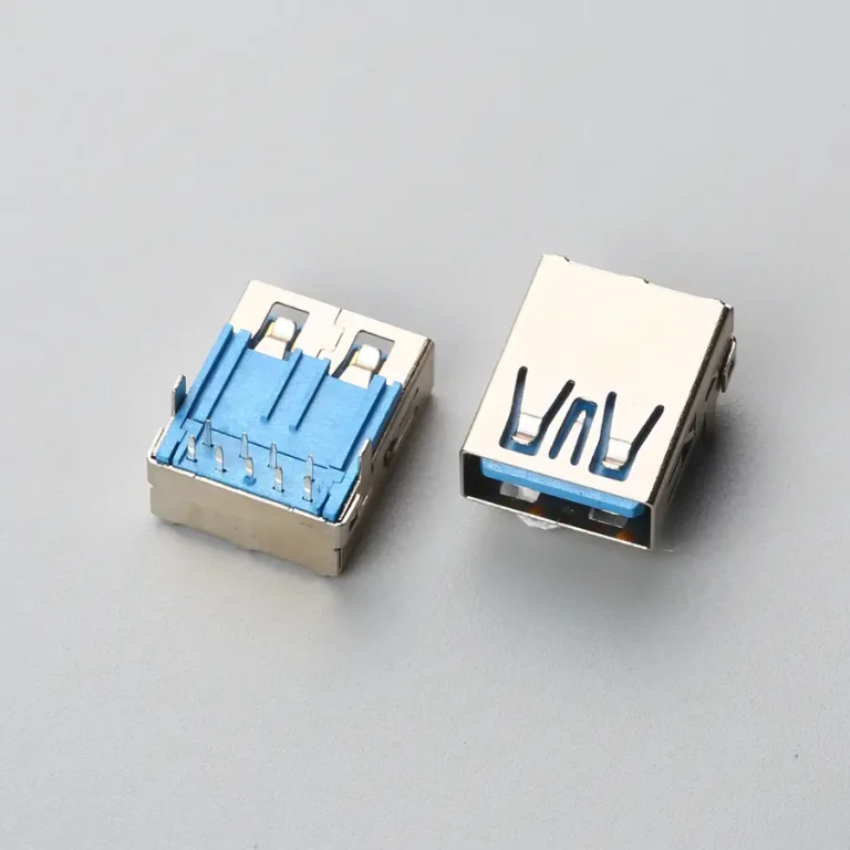 21.BUSF09L2N12207 USB3.0 AF 板上型DIP 无卷边直脚 加长胶芯