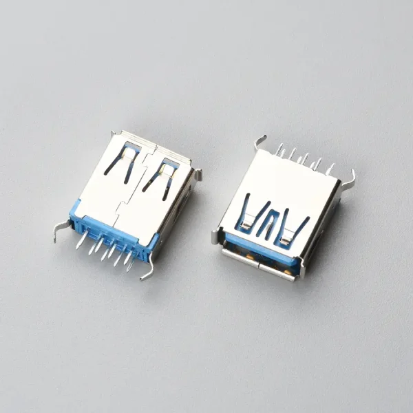 31.BUSF09L1N1206 USB3.0 AF 立式DIP H=15.0mm 带卷边弯脚
